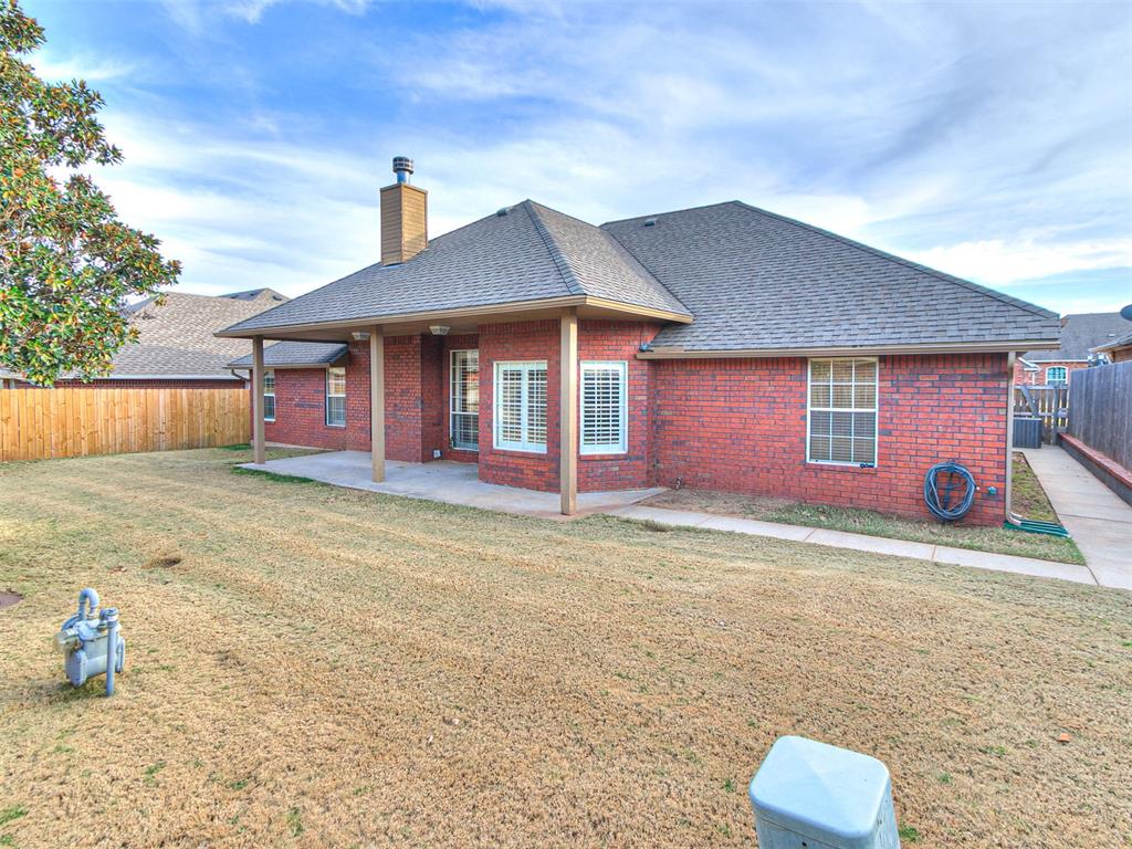 1809 Parkway Drive Property Photo 10