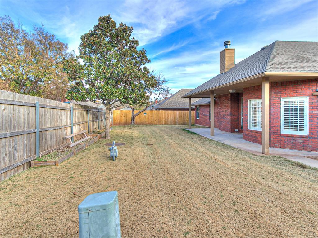 1809 Parkway Drive Property Photo 11