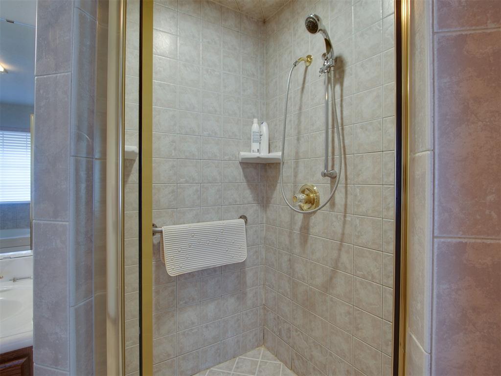 1809 Parkway Drive Property Photo 25