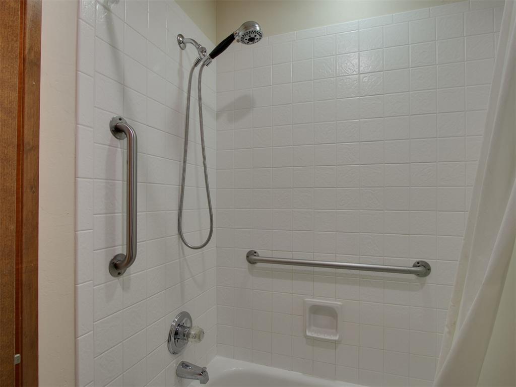 1809 Parkway Drive Property Photo 39