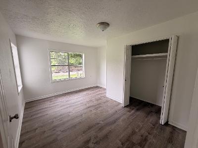 408 S Hammack Avenue Property Photo 10