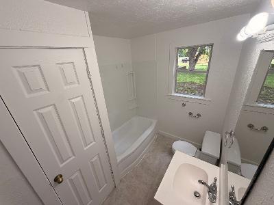 408 S Hammack Avenue Property Photo 11