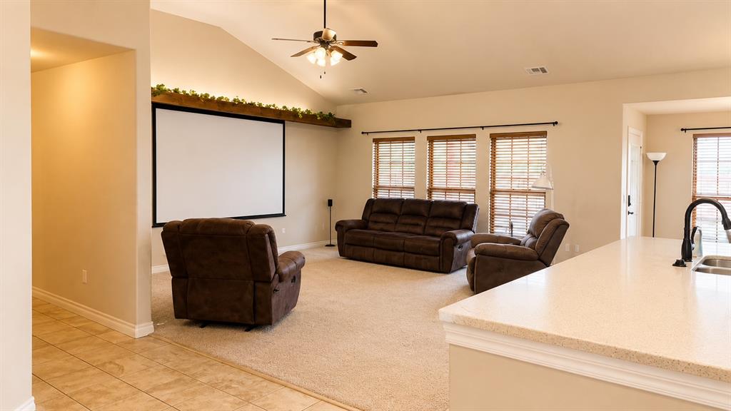 3101 White Tail Drive Property Photo 4