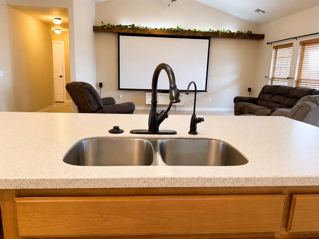 3101 White Tail Drive Property Photo 10