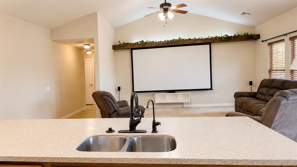 3101 White Tail Drive Property Photo 14
