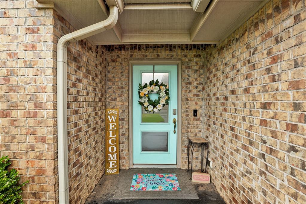 16709 Monroe Drive Property Photo 8
