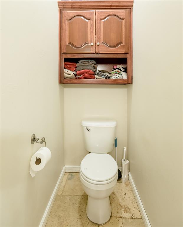 469 Western Property Photo 19