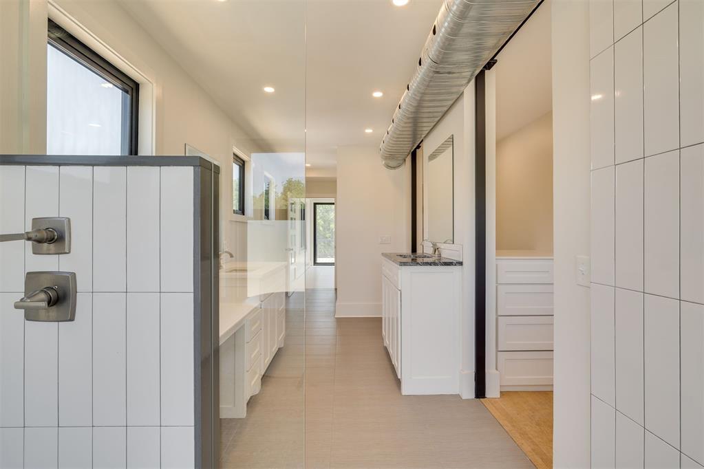 1138 Nw 40th Street Property Photo 27