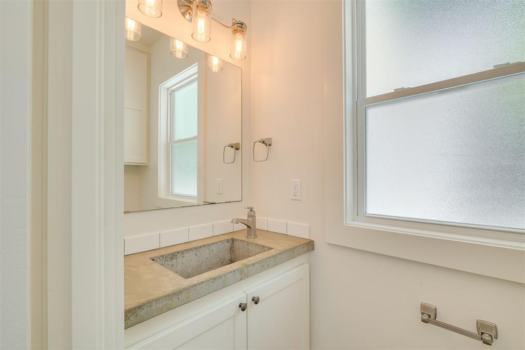 1134 Nw 40th Street Property Photo 25
