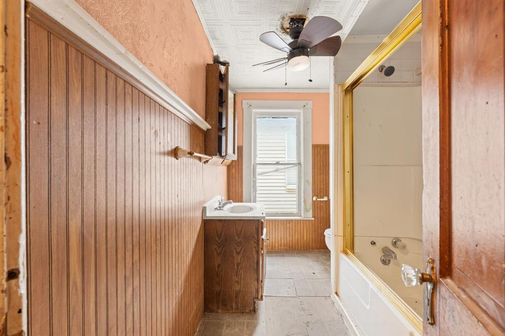 602 N Wentz Street Property Photo 25