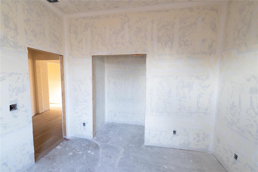 2105 Nw 171st Street Property Photo 7