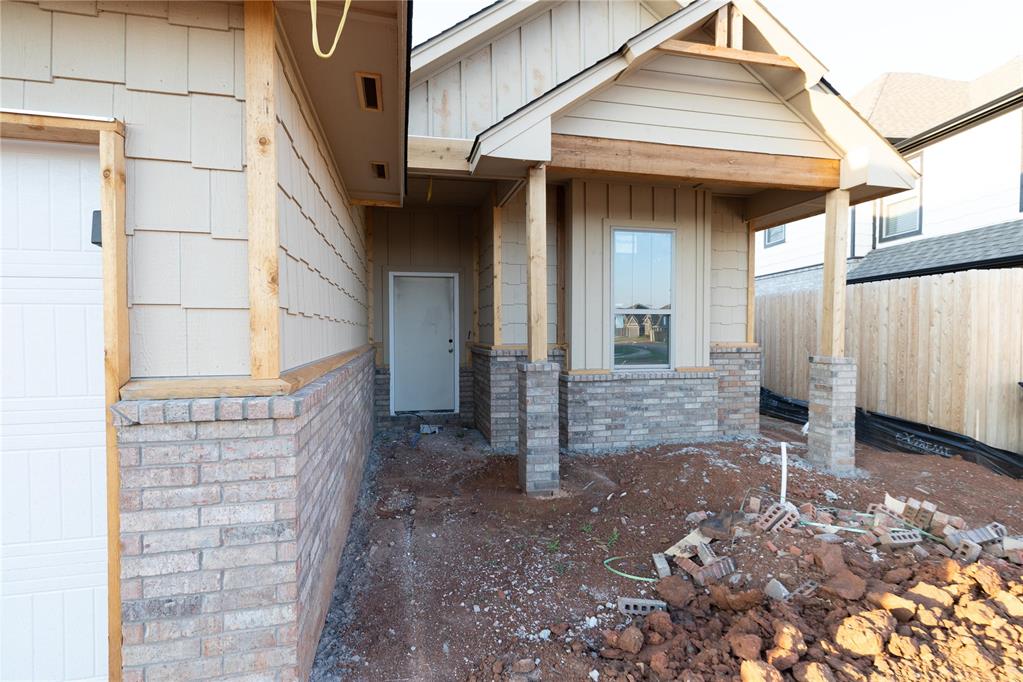 2105 Nw 171st Street Property Photo 11