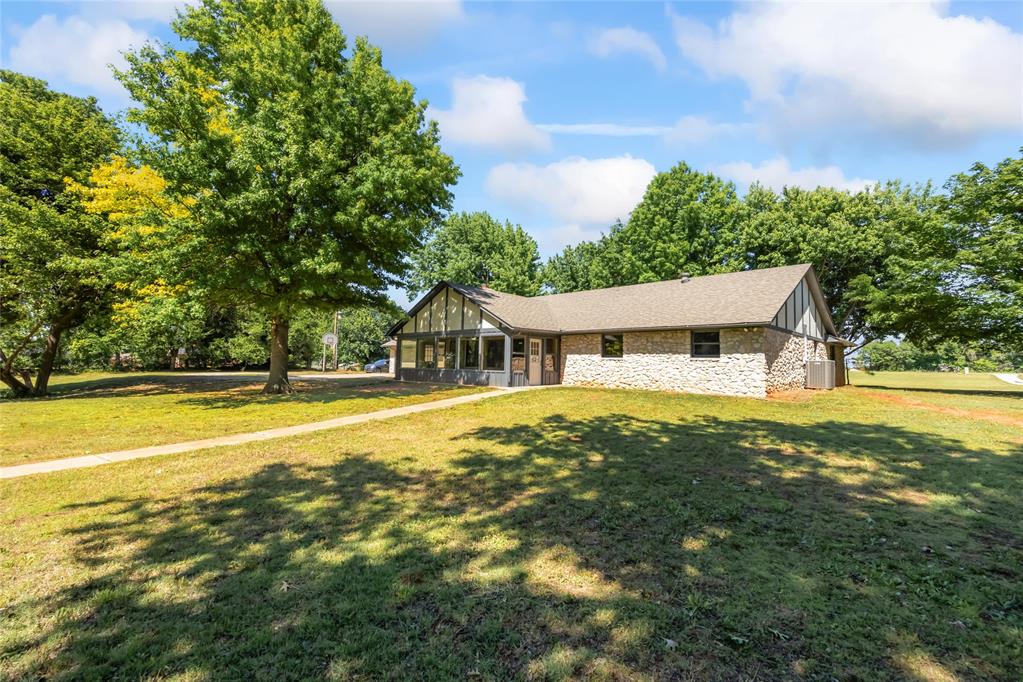 5217 S Morgan Road Property Photo 33
