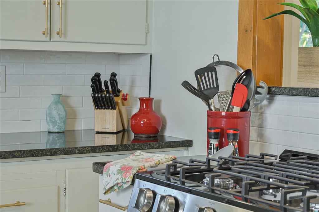 2517 Nw 34th Street Property Photo 16