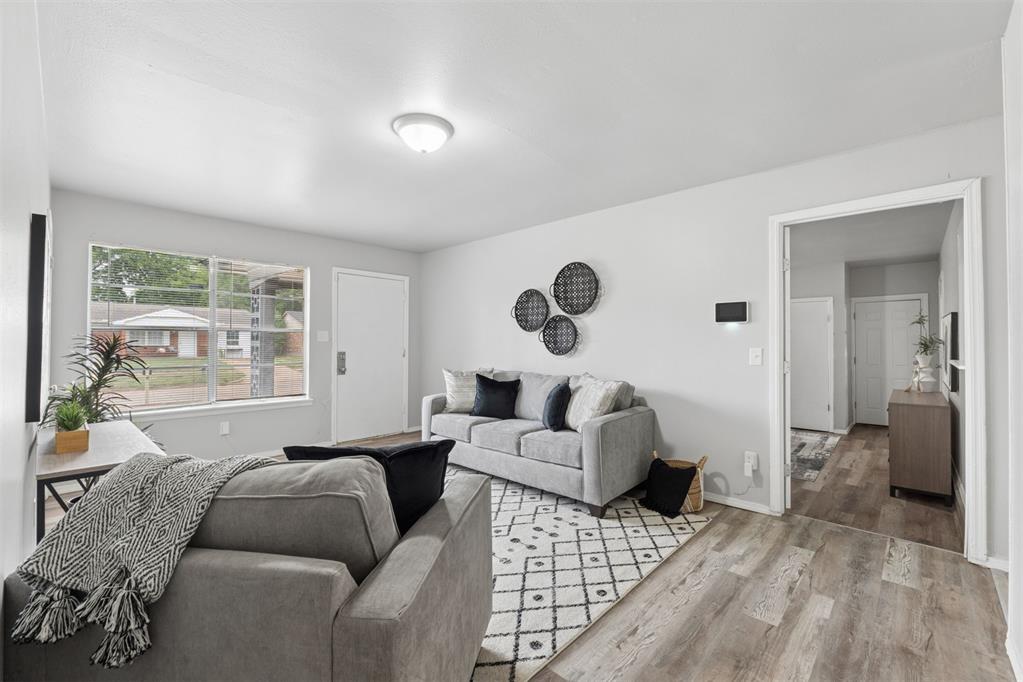 1200 Mcdonald Drive Property Photo 3