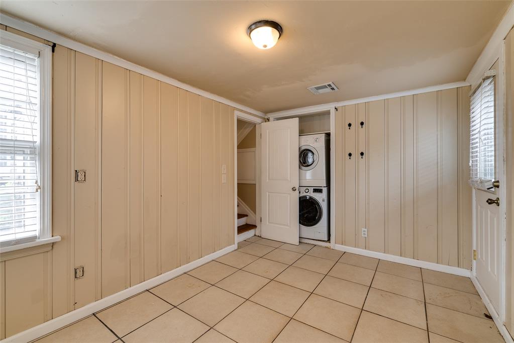 2541 Nw 30th Street Property Photo 23