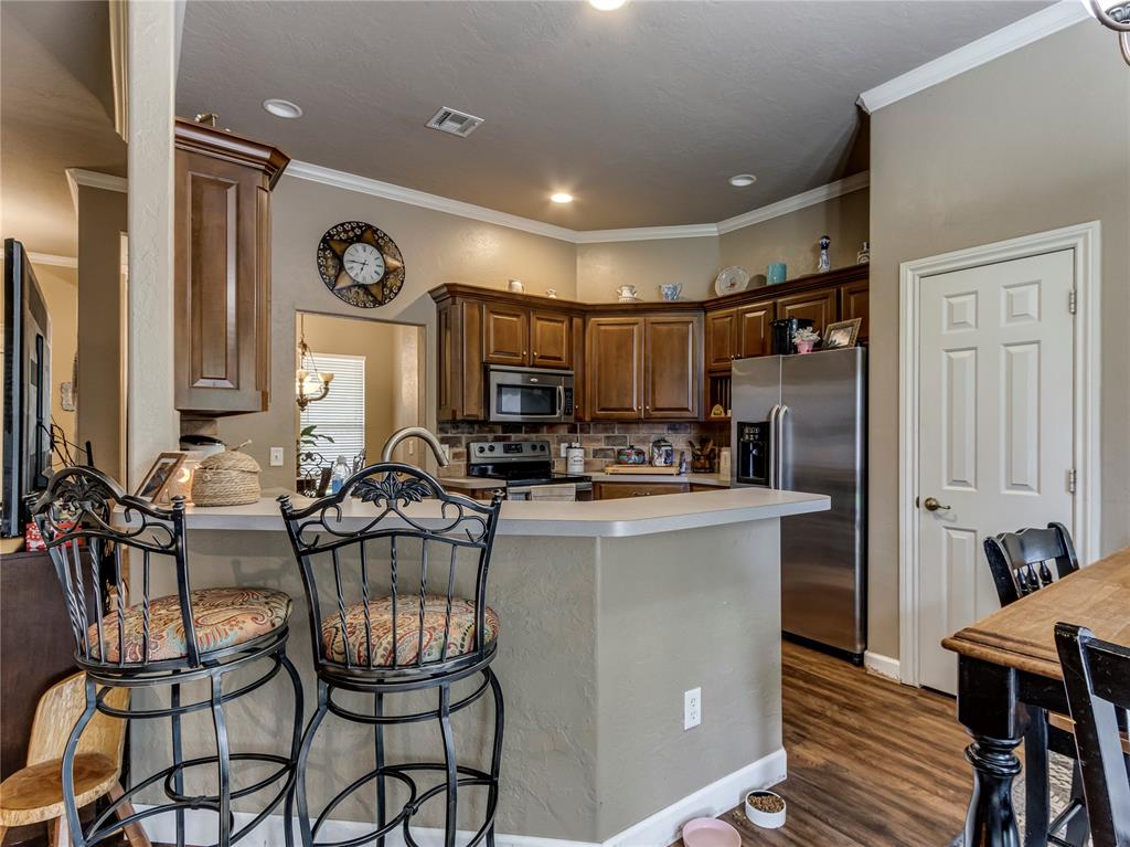 324 E Charlotte Terrace Property Photo 10