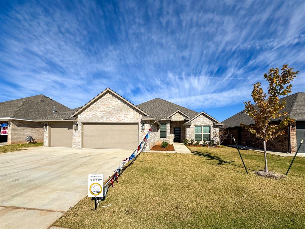 2909 Summit Hollow Circle Property Photo 1