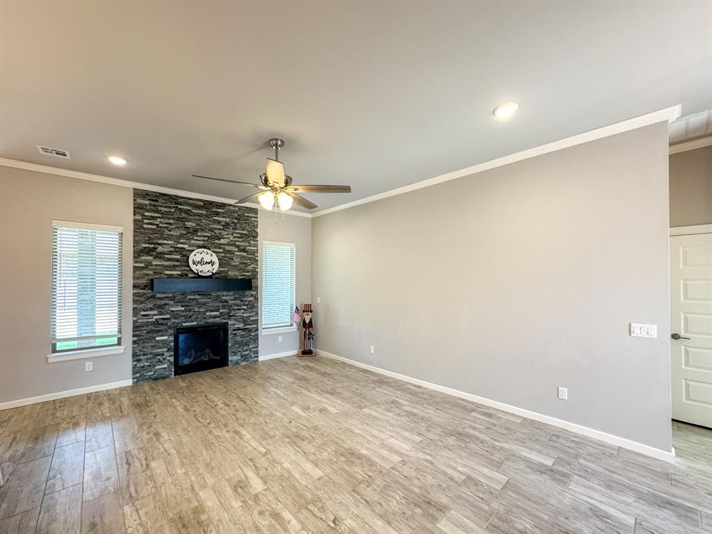 2909 Summit Hollow Circle Property Photo 5