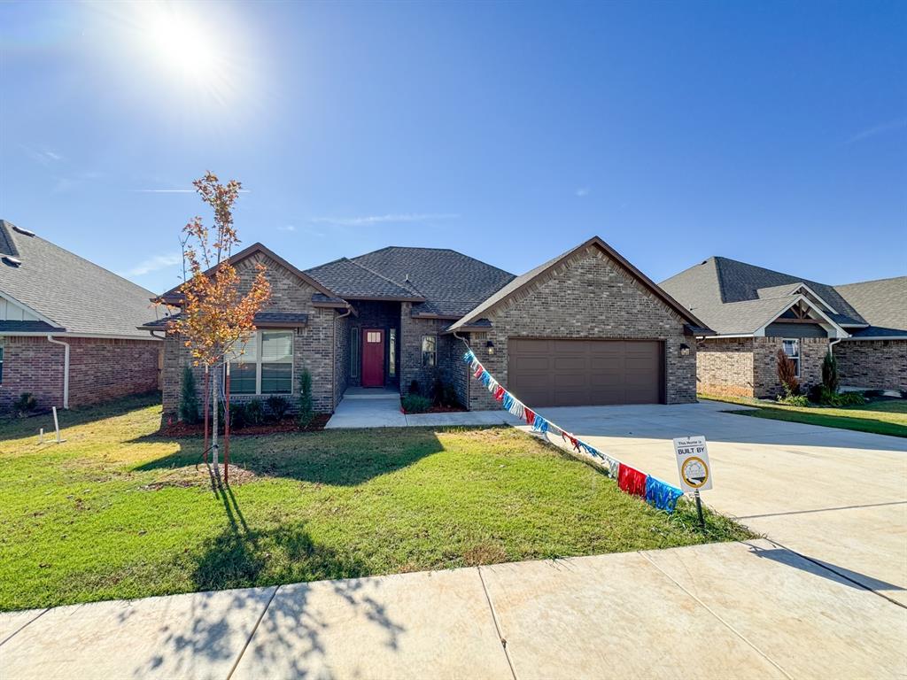 2904 Summit Hollow Circle Property Photo 1