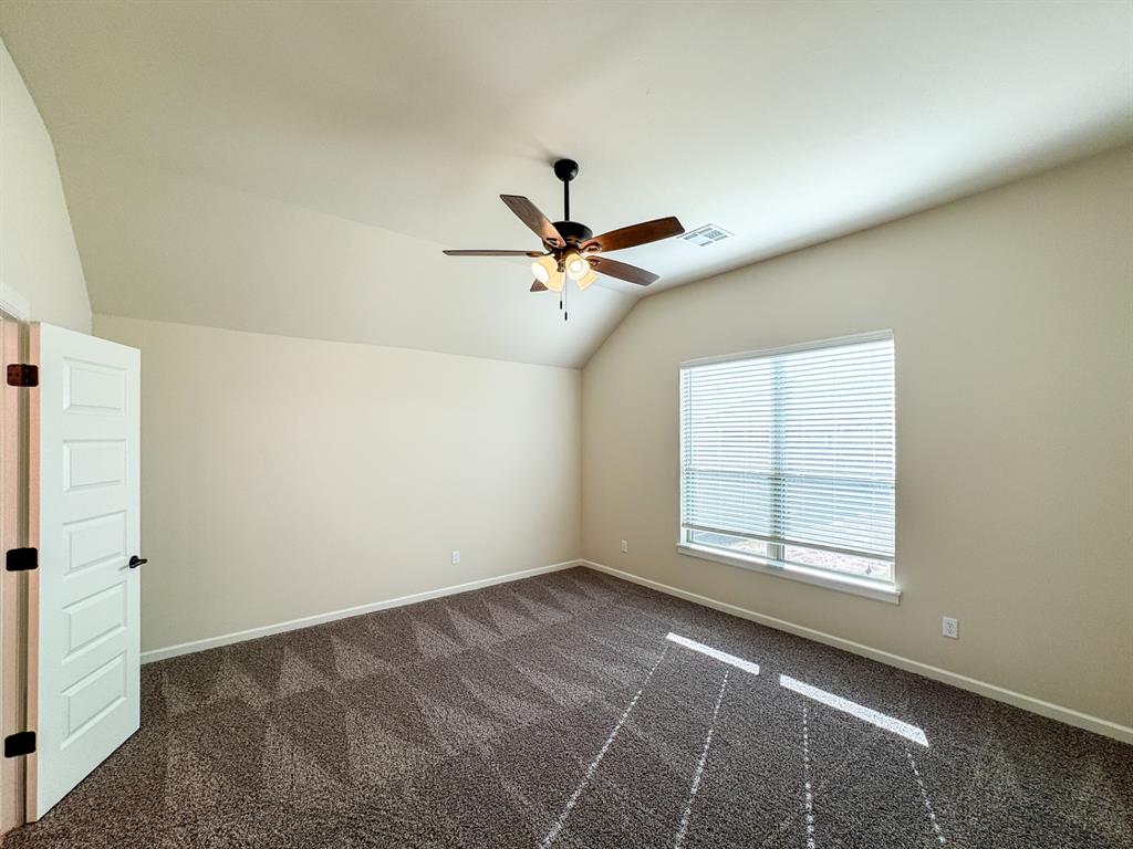 2904 Summit Hollow Circle Property Photo 14