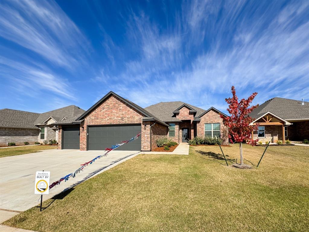 2913 Summit Hollow Circle Property Photo 1
