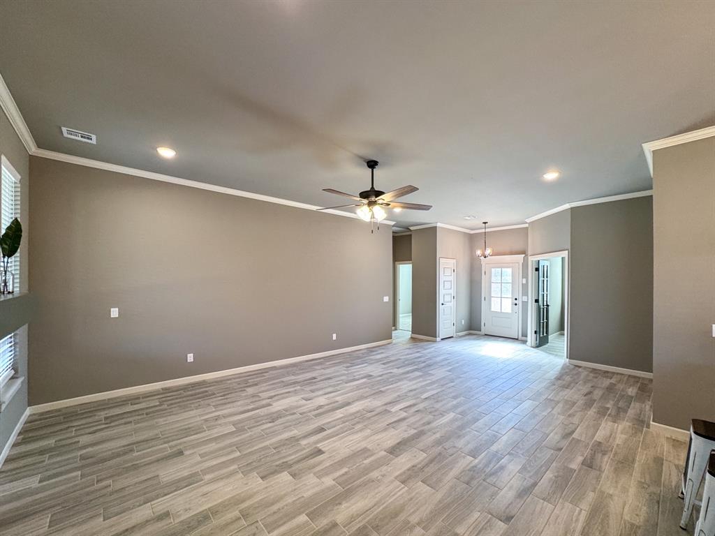 2913 Summit Hollow Circle Property Photo 7