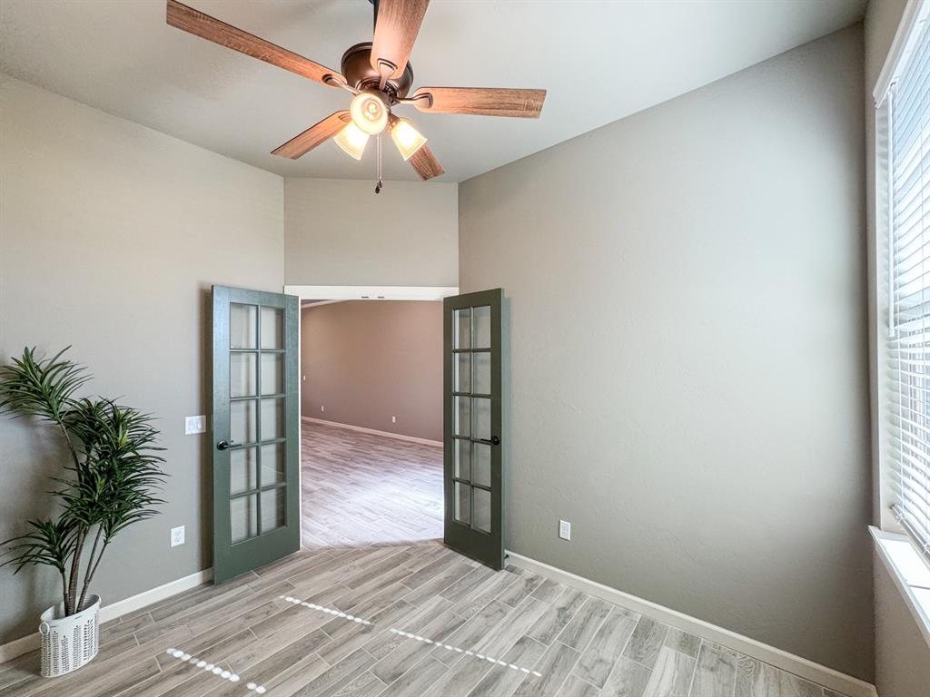 2913 Summit Hollow Circle Property Photo 14