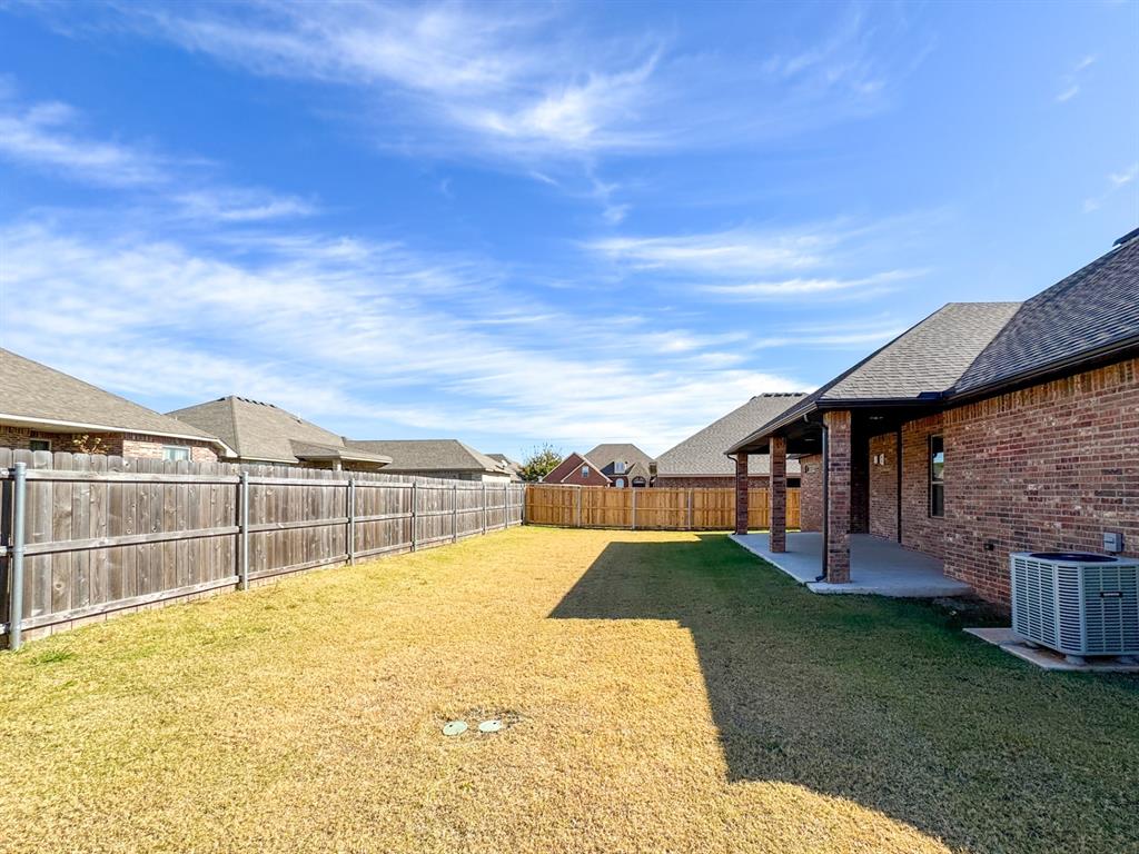 2913 Summit Hollow Circle Property Photo 38