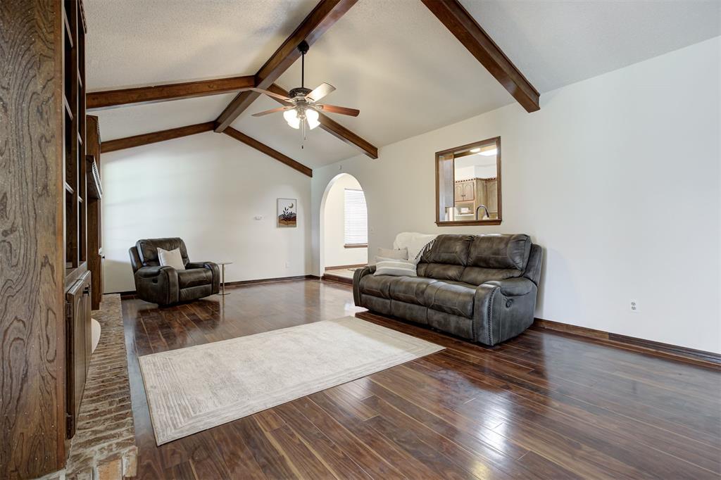 11020 Coachmans Road Property Photo 4