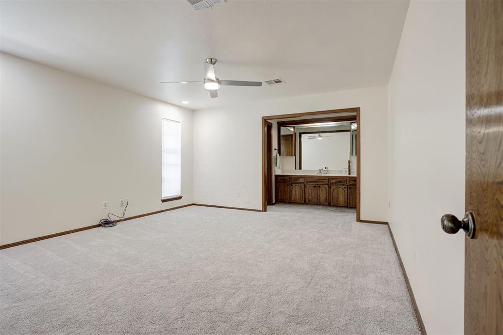 11020 Coachmans Road Property Photo 20