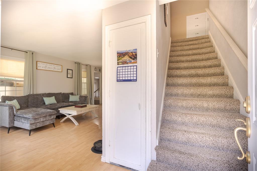221 Memory Lane Property Photo 2