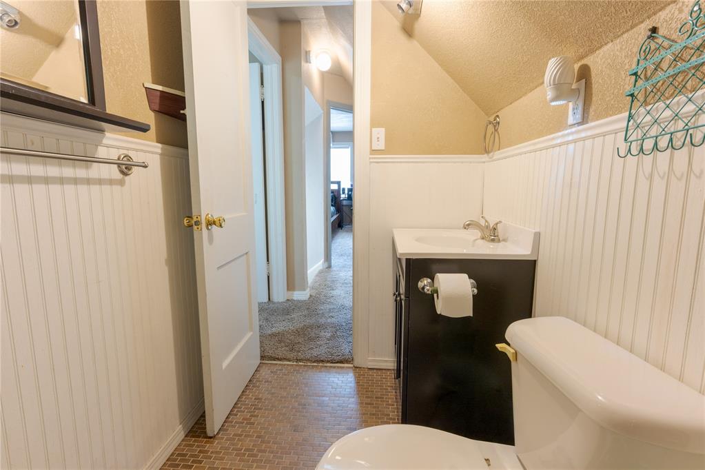 221 Memory Lane Property Photo 17