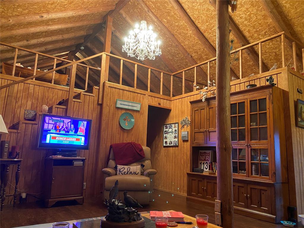 21308 E 989 Road Property Photo 32