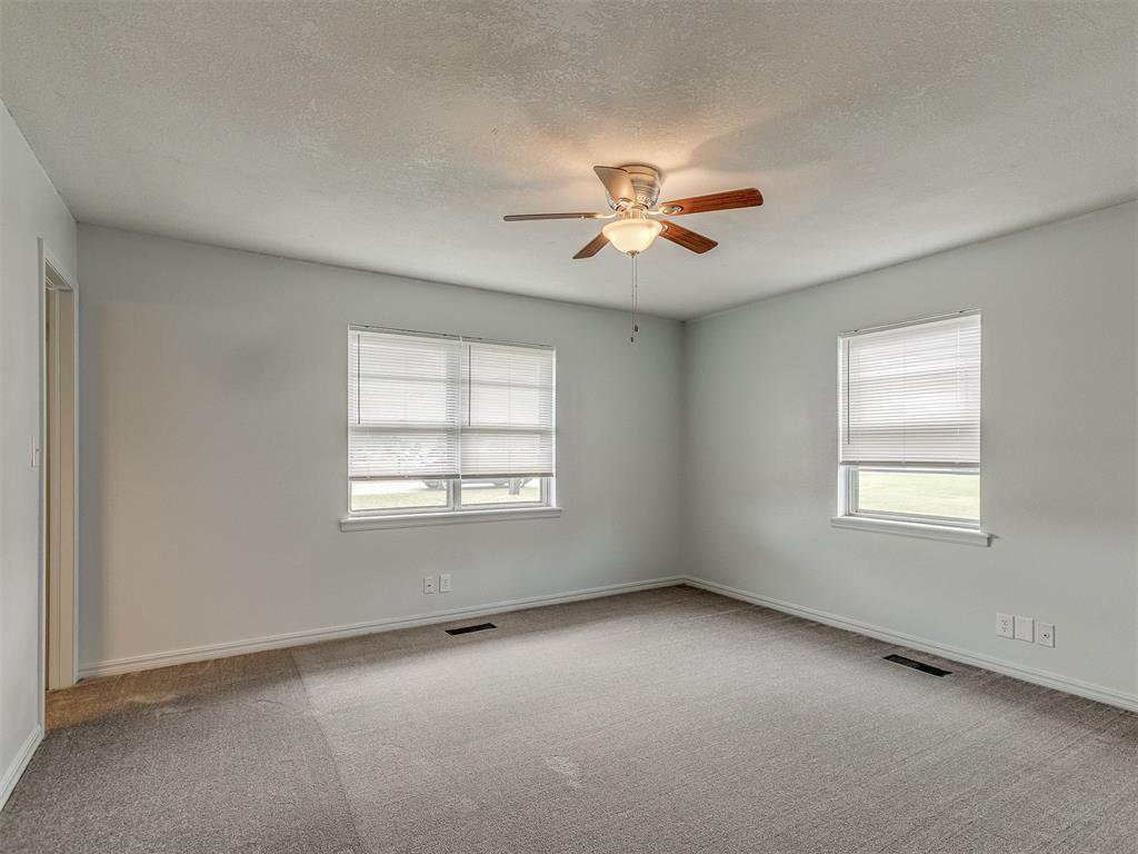 202 Walter Way Property Photo 11