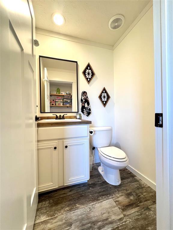 541 County Road 1428 Property Photo 25