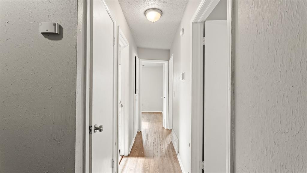 1204 Nw 89th Street Property Photo 4