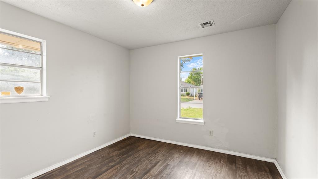 1204 Nw 89th Street Property Photo 10