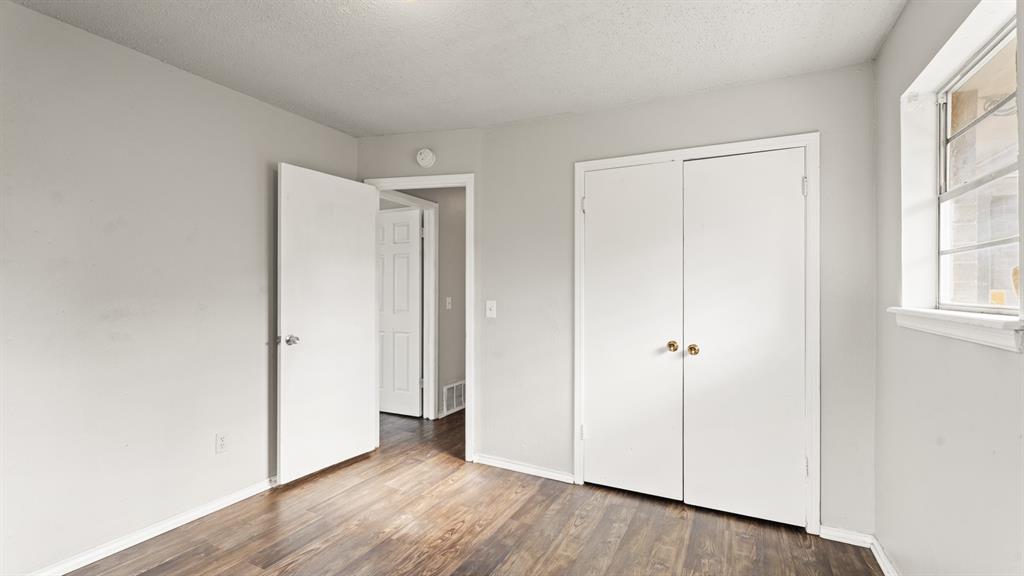 1204 Nw 89th Street Property Photo 11