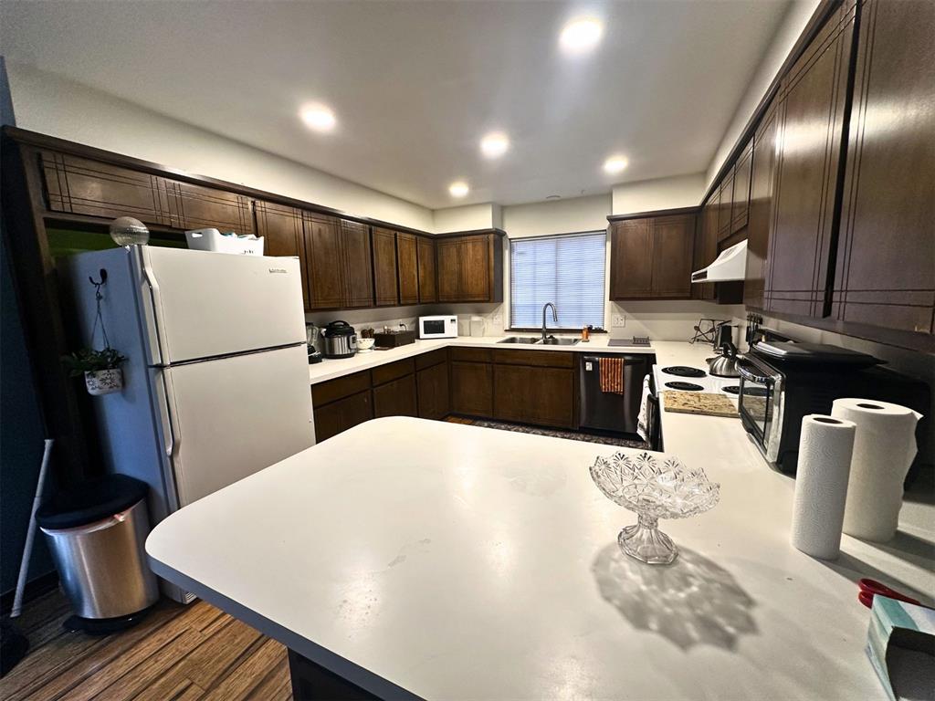 6913 N Spinnaker Lane Property Photo 13
