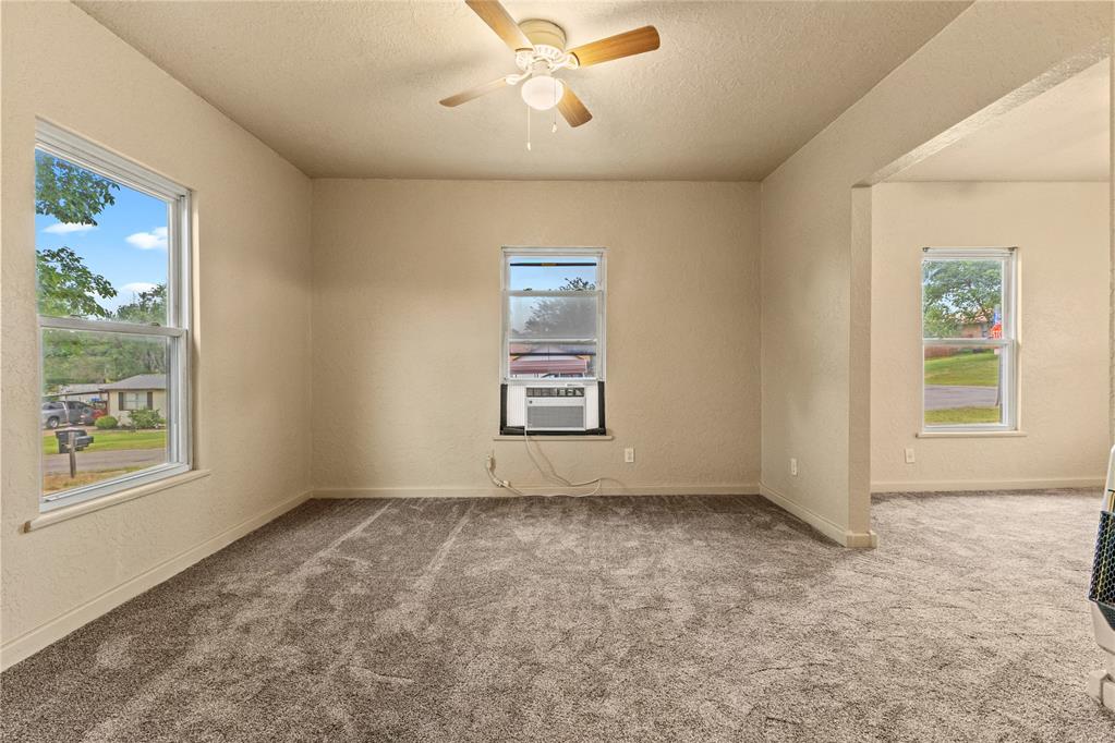 435 N Hunt Avenue Property Photo 10