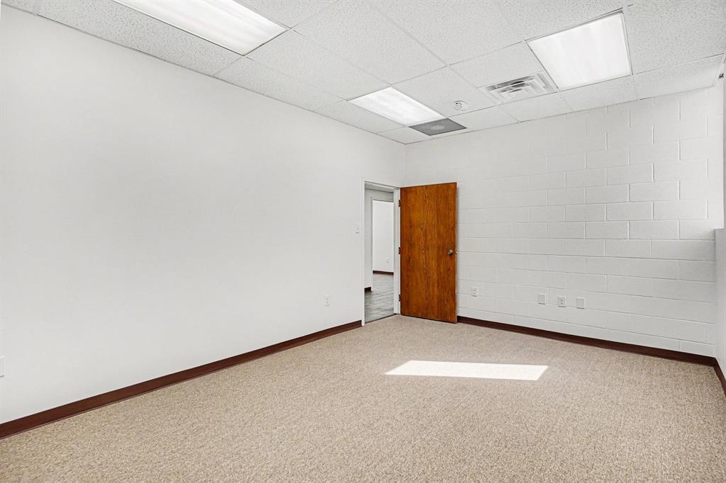 200 Sigma Place Property Photo 23