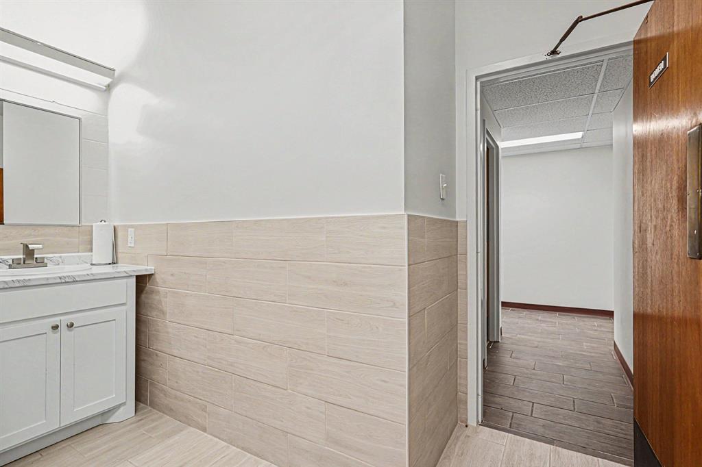 200 Sigma Place Property Photo 27