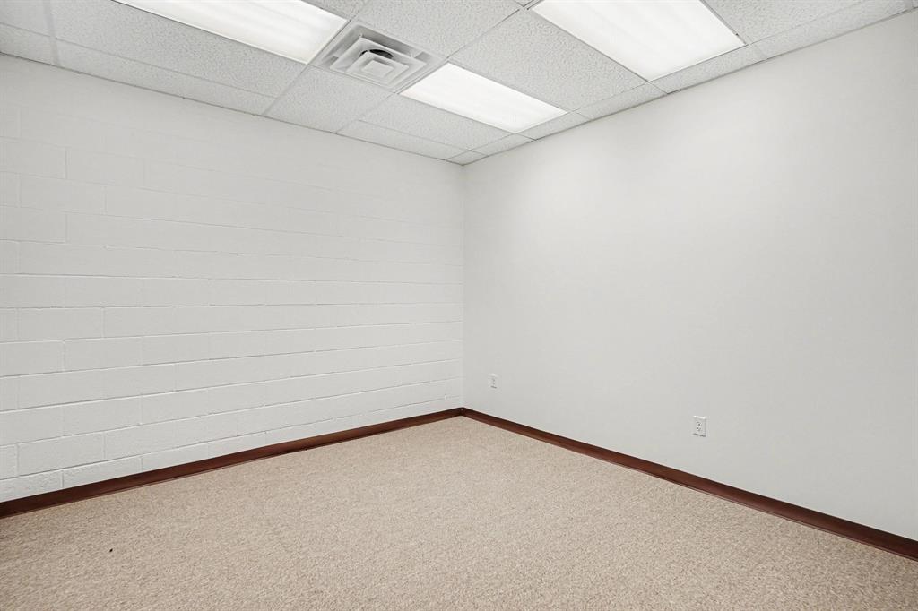 200 Sigma Place Property Photo 30