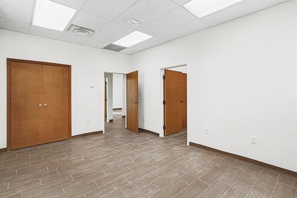 200 Sigma Place Property Photo 32