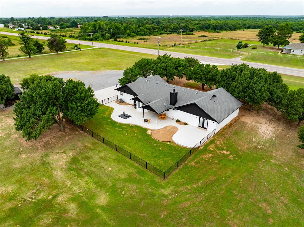 7841 Highway 177 Property Photo 9