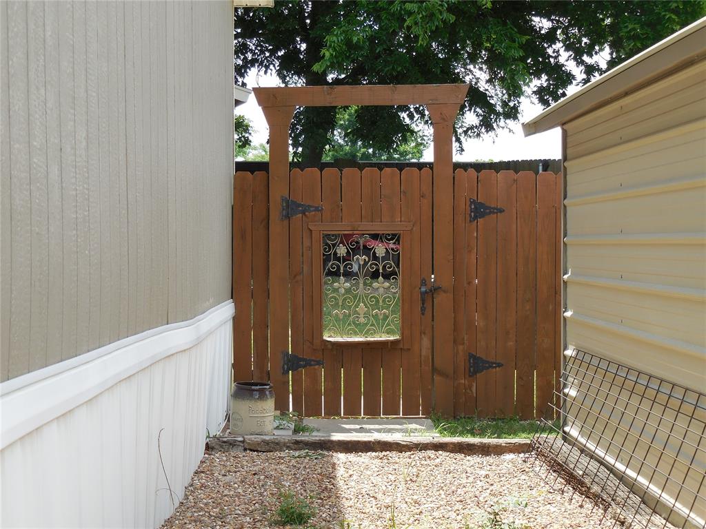 209 Union Drive Property Photo 13