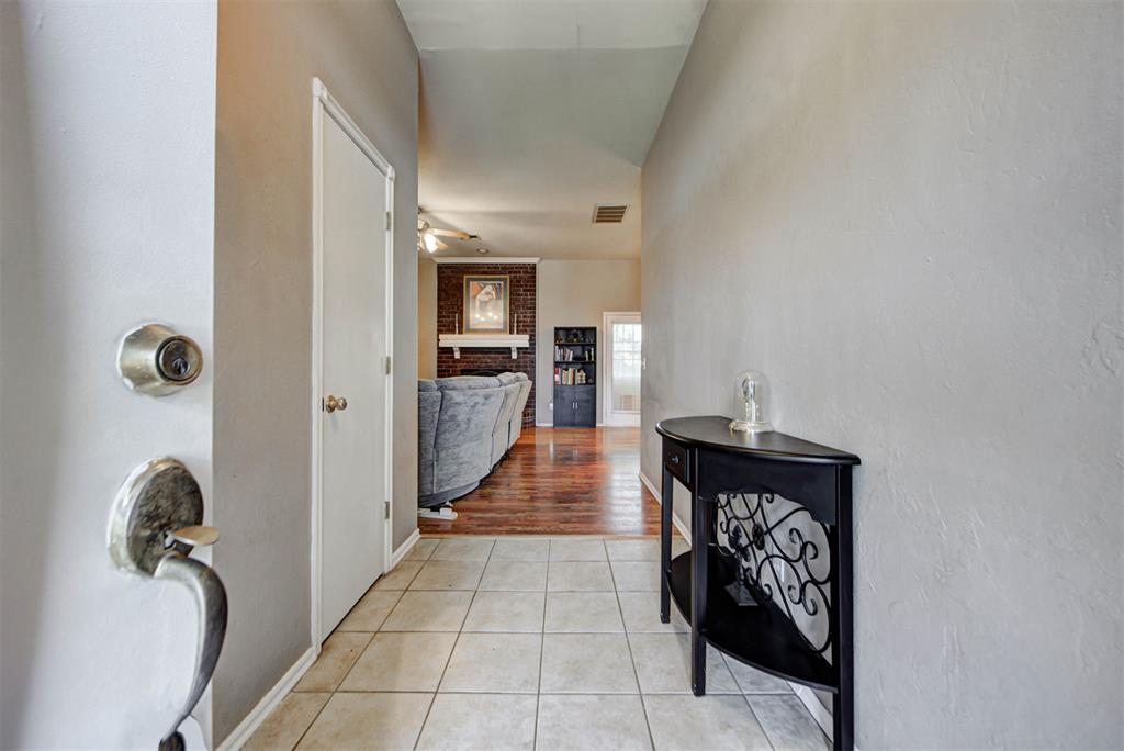 14704 Choctaw Trail Property Photo 6