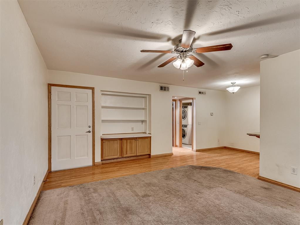 800 Cardinal Creek Boulevard C Property Photo 7