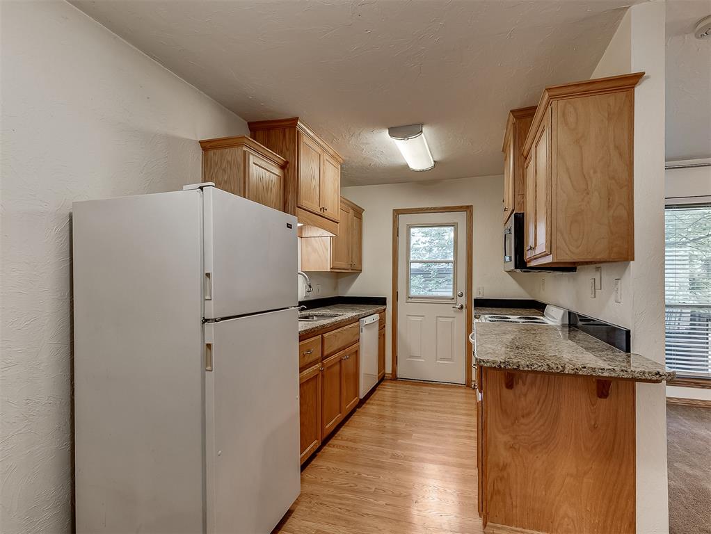 800 Cardinal Creek Boulevard C Property Photo 14
